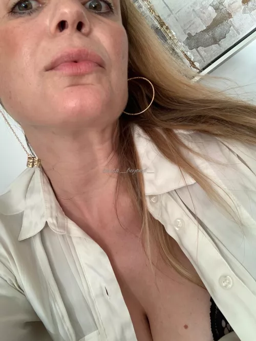 Today's forecast - hot & [F]earless, 41. by sassa_beyond_