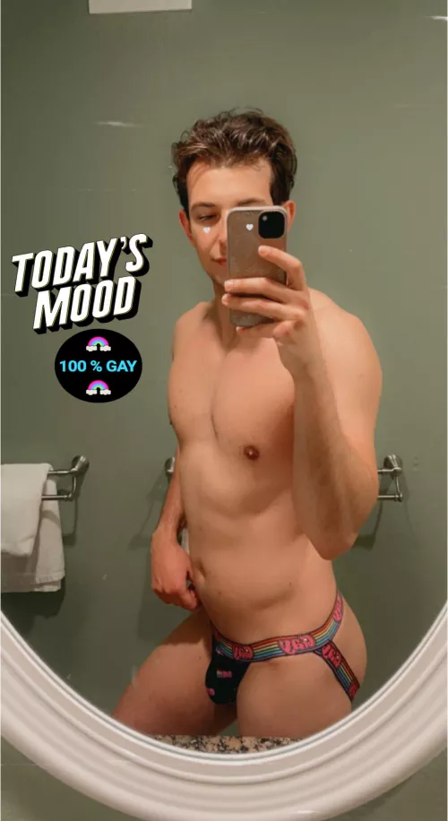 Todays Mood: Gay🥹🌈 by SnooStrawberries4973