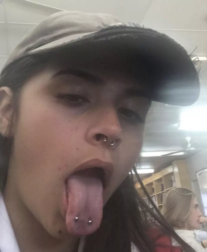 Tongue pierced Ahegao posted by Musician-According