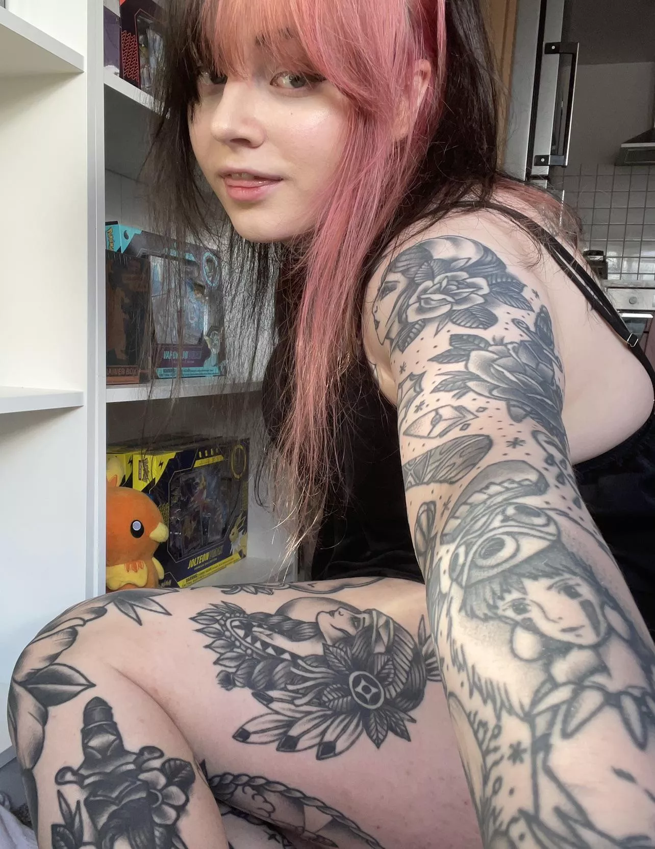 tongues out ;p posted by EmilyPiexo