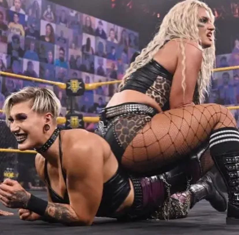 Toni and Rhea posted by MostDraw1