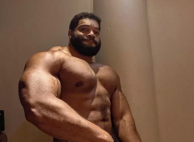 Too big or just right? by Twio