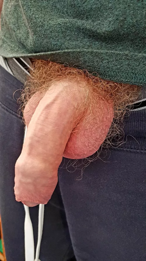 😁 too hairy by Jognatz