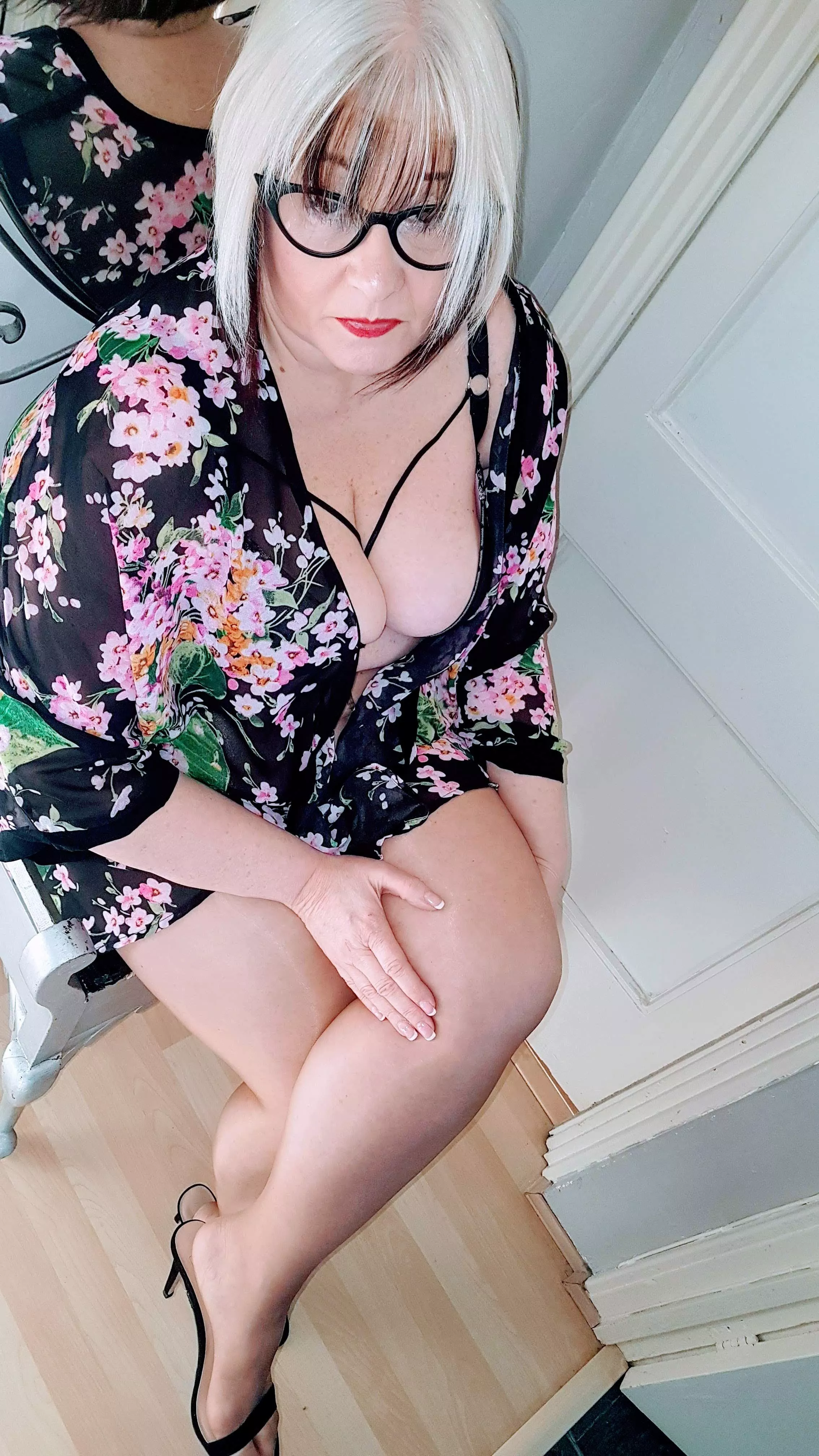 Too much ? posted by nylonteese