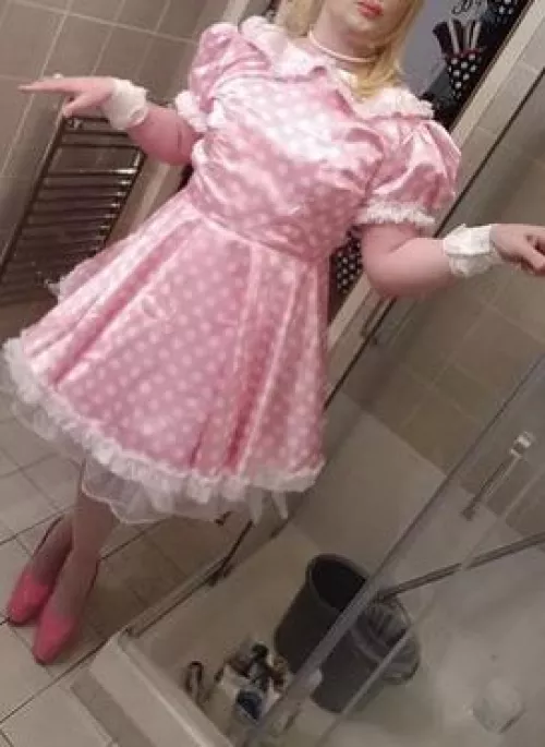 Too much or appropriate for the maintenance workers tomorrow? by SissyTiffy87