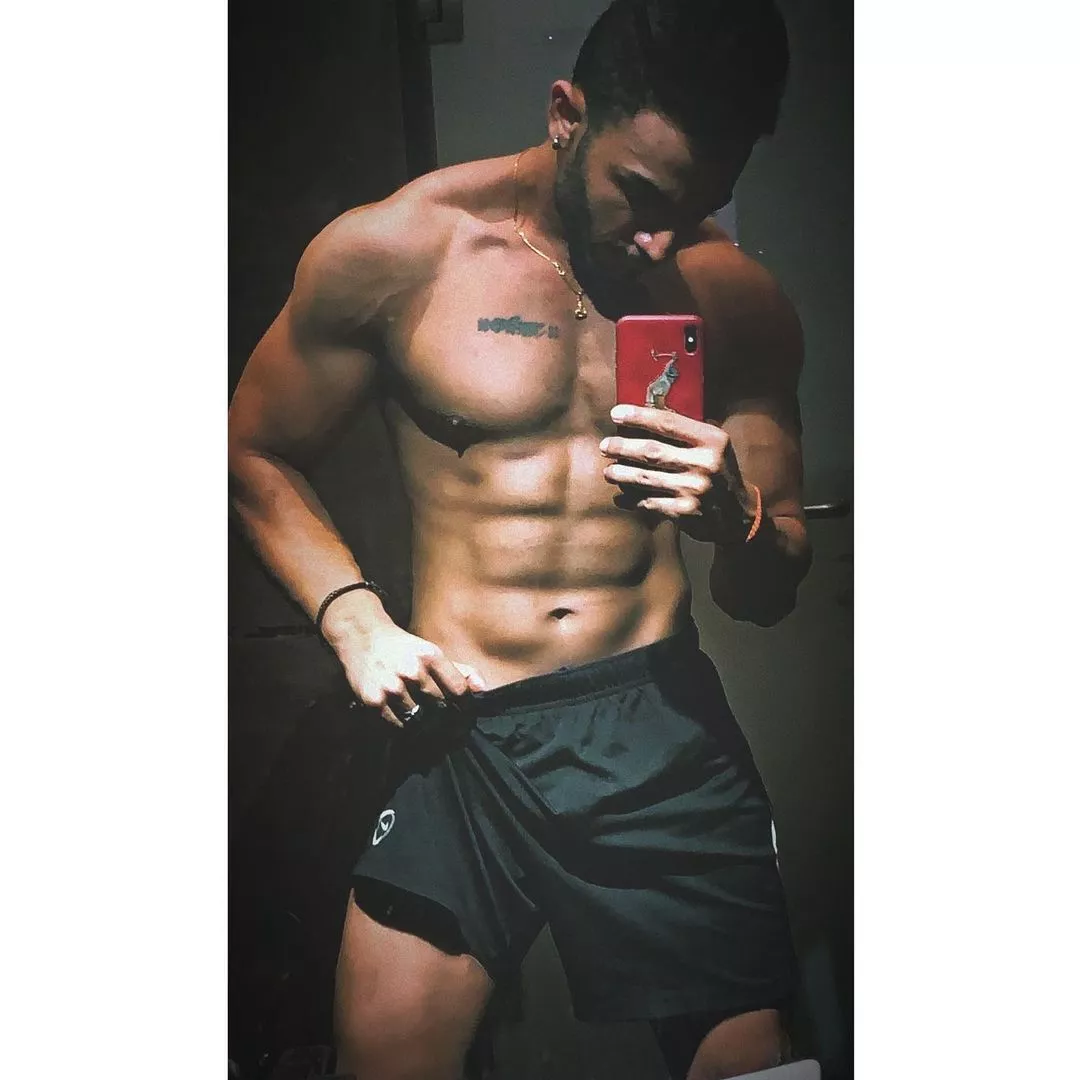 Too shy to slide in . posted by SinisterDaddy