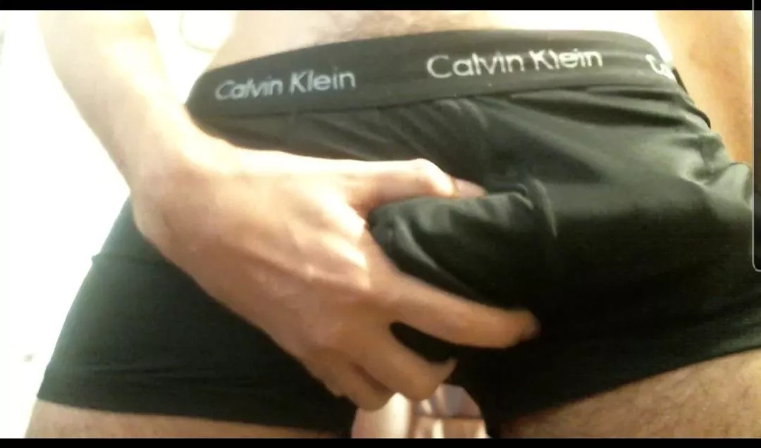 Too Tight posted by poopimcgi326