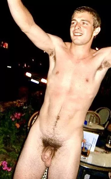 Took a lot of balls to go streaking back then! It was awesome! posted by 4M7PC94