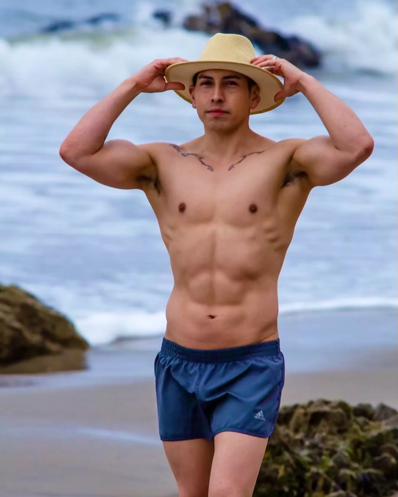 Took this pic and I thought you guys might enjoy it posted by OfficialHenryA