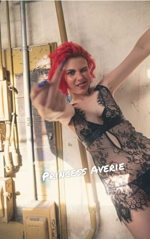 Top 9.7% I’m an 18 year old college girl with a free onlyfans. I love doing video calls, dick ratings, and custom content 🥰 by PrincessAverie