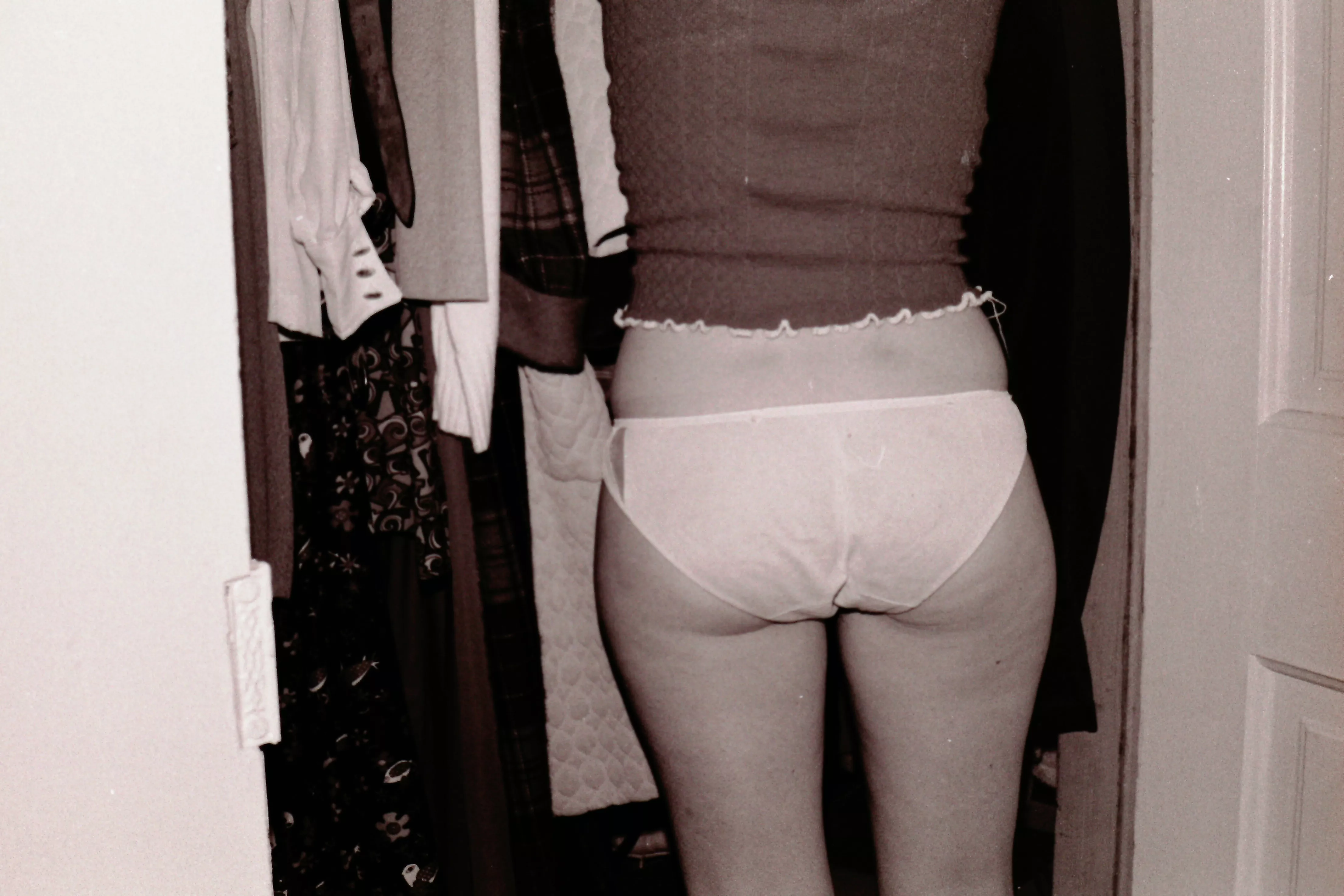 Torn - vintage 1970.... posted by thighsgentlyparting