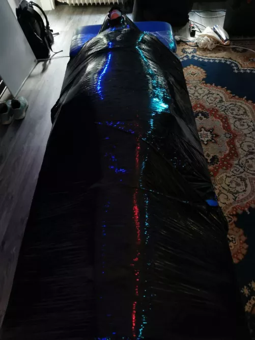 Totally wrapped by DioriWulf