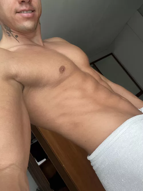 Touch or lick? 🤔 by OnlyFoodsxxx