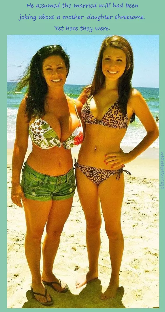 Tourist season??⭐ posted by rhumbaless