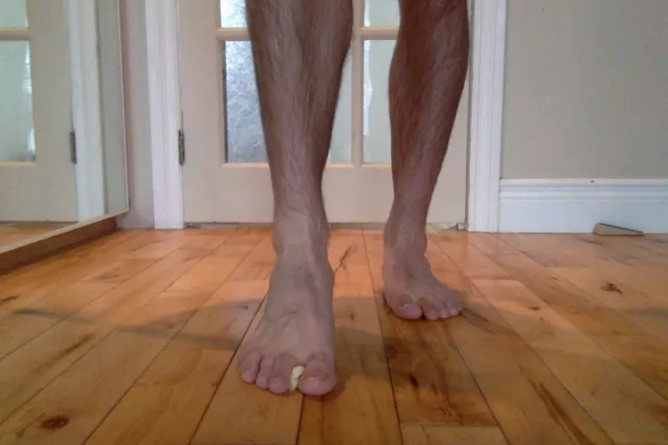 toying with a banana with bare feet ! by Manlyfeet1