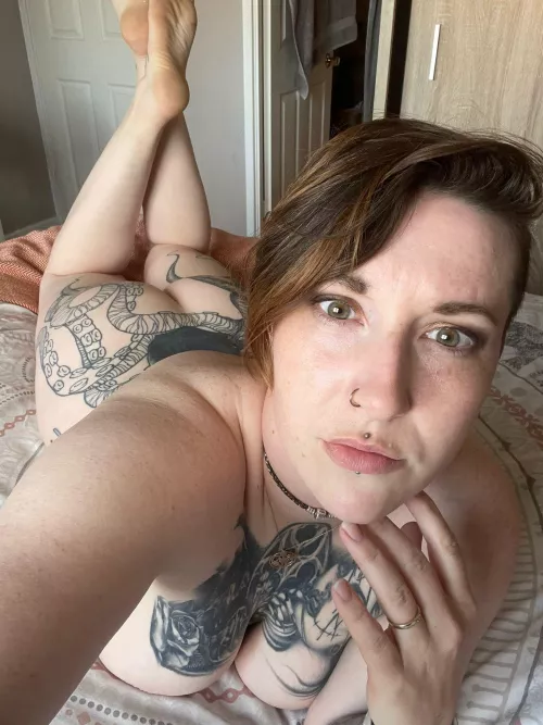 Trading for a while on kik. Dm with a sample for kik by PropertyImpulsive