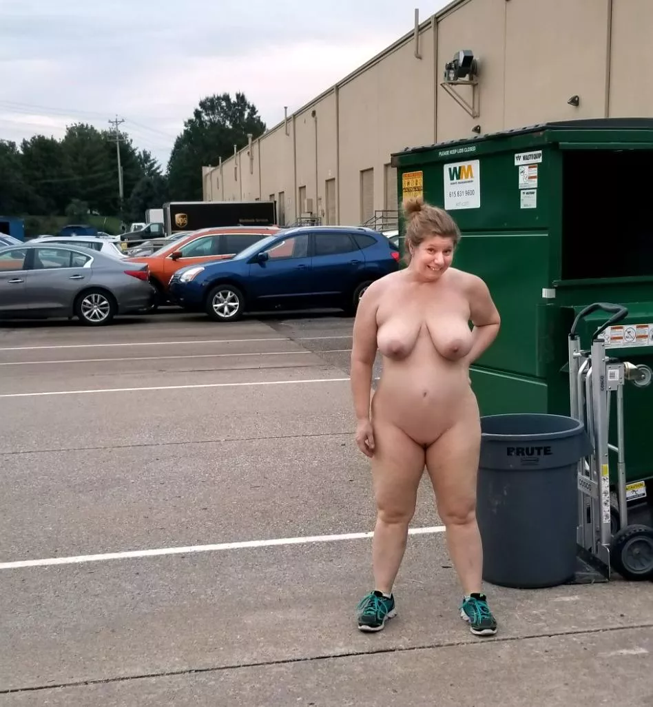 trash day (f) posted by jeepwifechelly