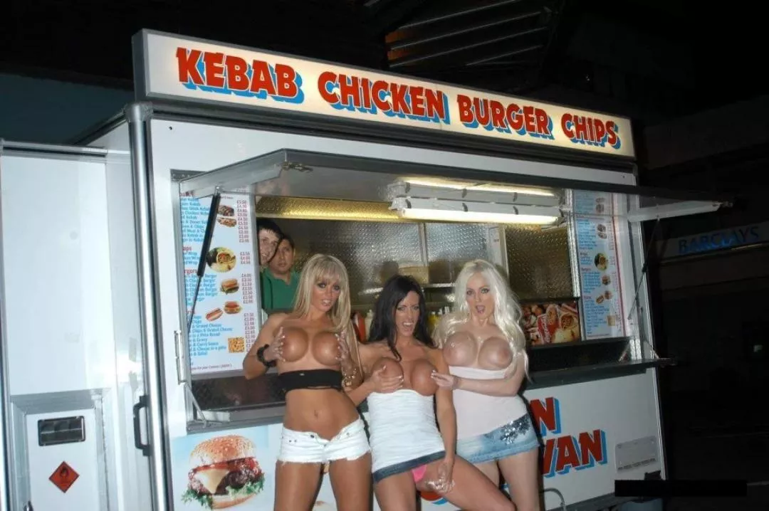 trashy boners posted by anonymousse123456