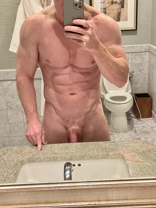 Traveling has my usual gy(m) routine out of wack. Guess I need to find a way to squeeze in some non traditional workouts. by buffginger