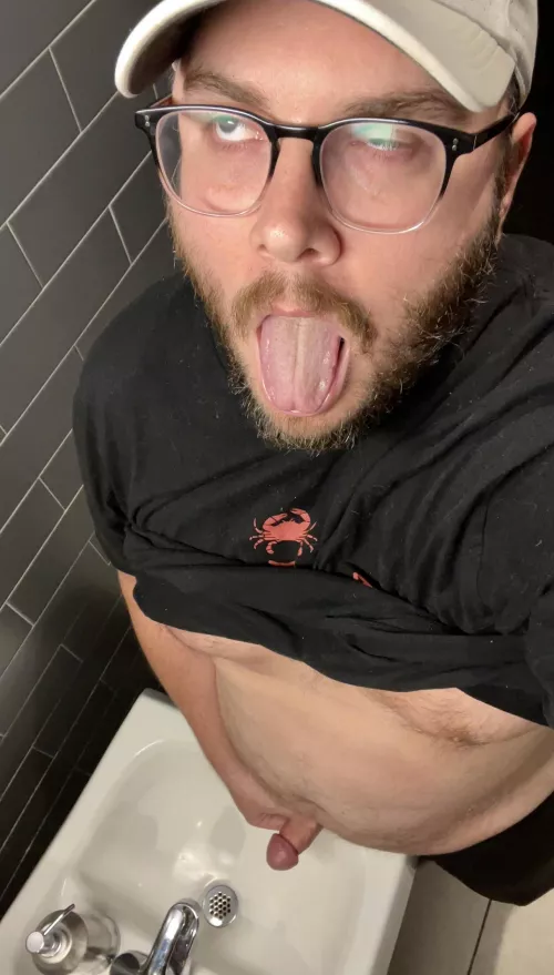 Treat me like a dumb slut in the Starbucks bathroom by xanderfoxburyx