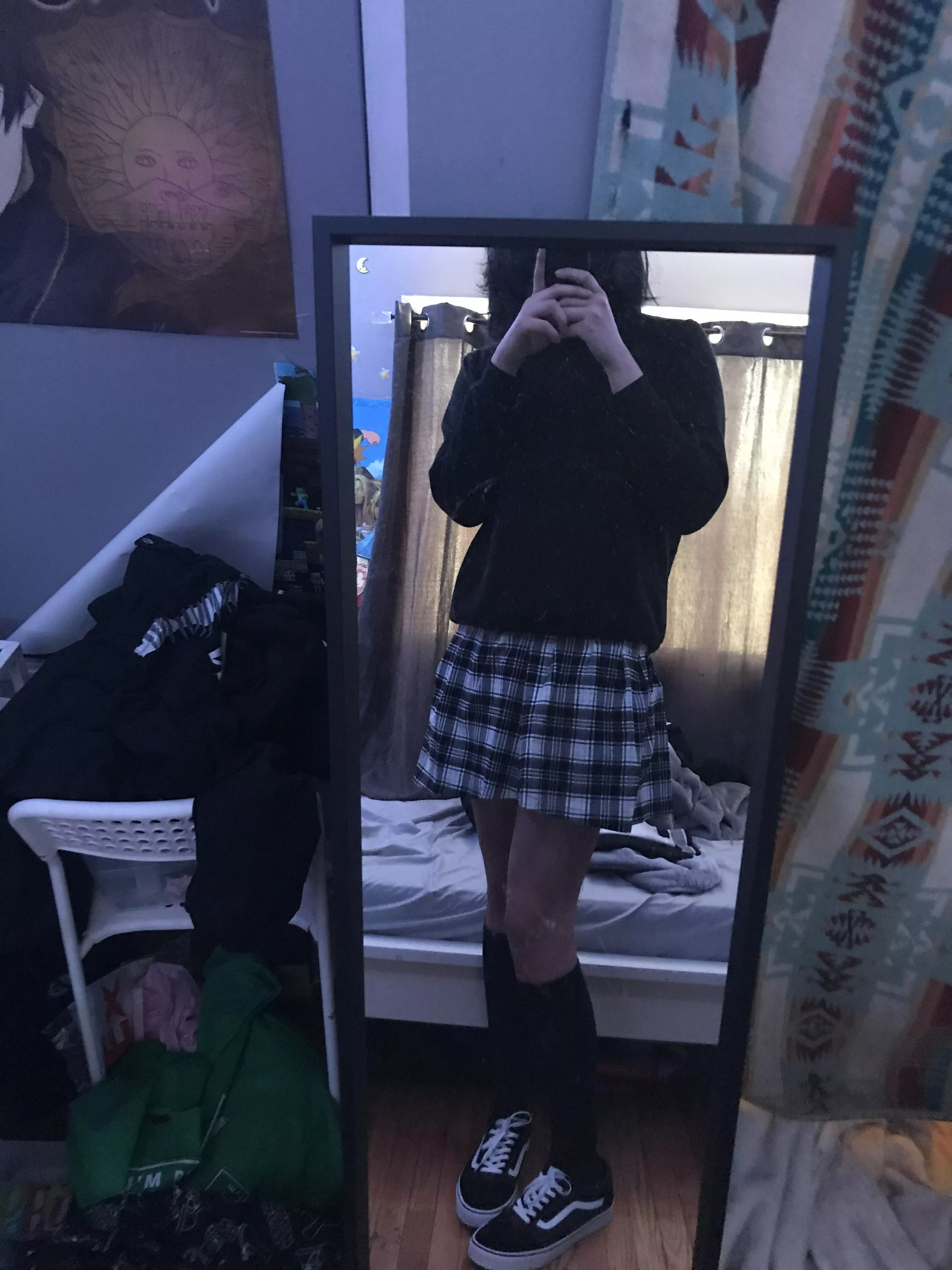 Tried a skirt for the first time, idk posted by justanordinarygaymer