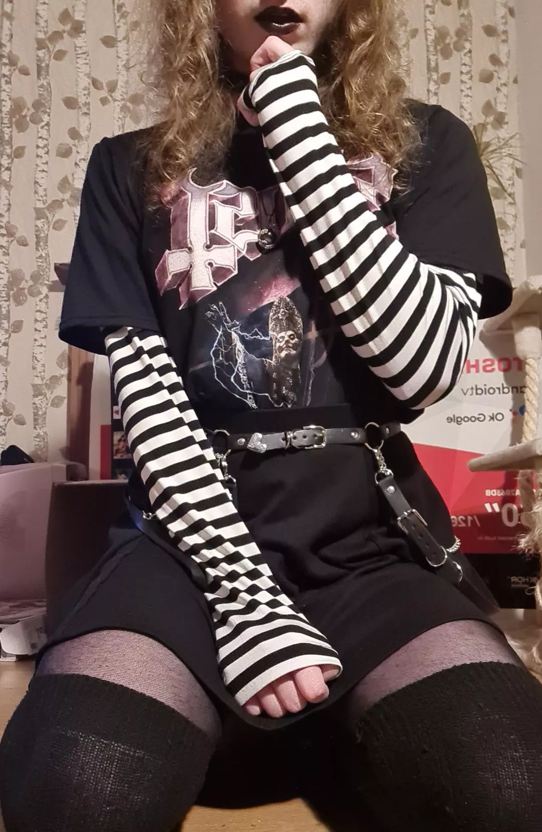 tried black lipstick for the first time, what do y'all think?🖤 posted by in_Fernos