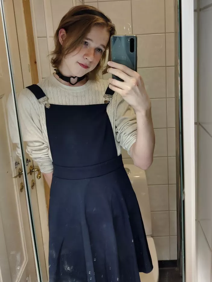 Tried doing some makeup, hope you like it! posted by OneAngryGaymer