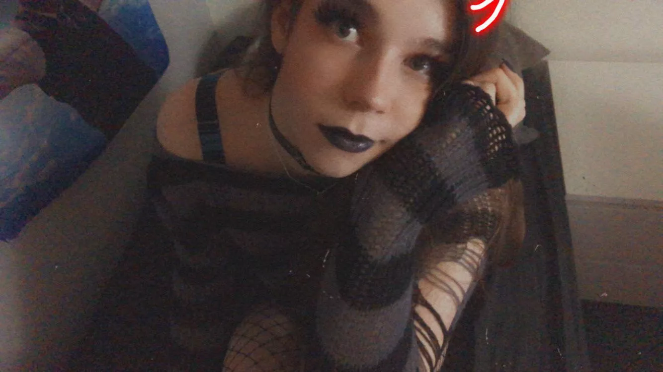 tripod fell off my bed multiple times while getting this angle, but i think it was worth it posted by dumbidiotskye