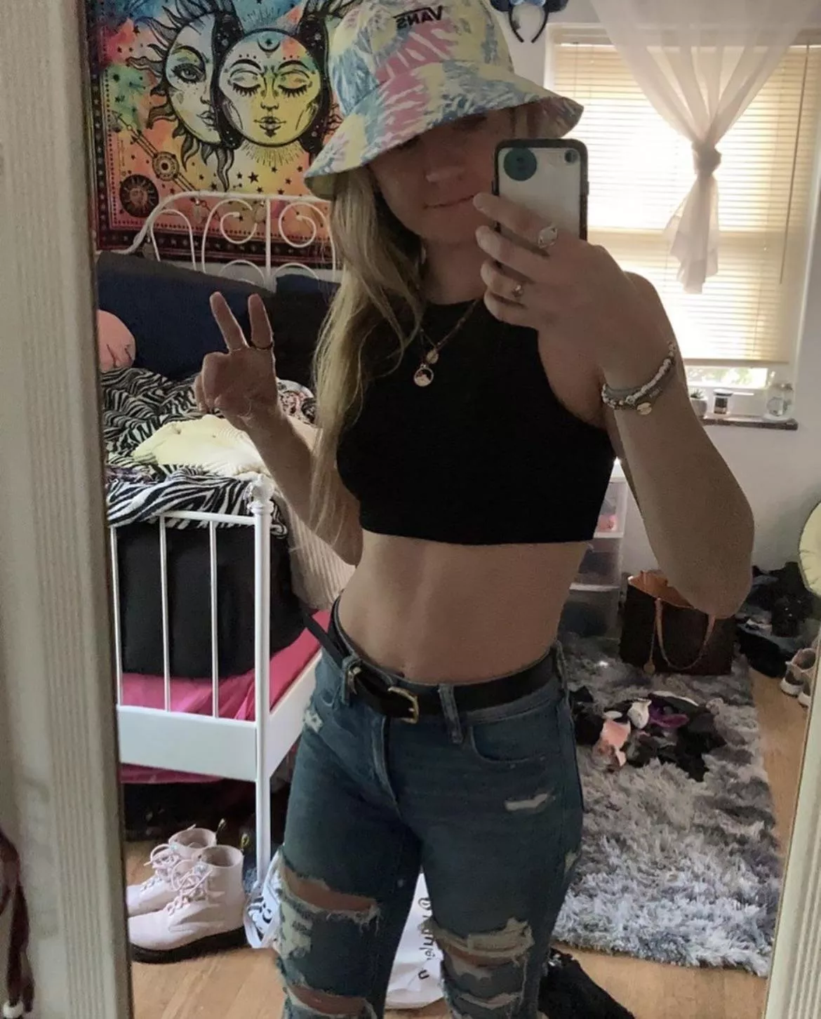 trippyyy posted by Bdthrowe000