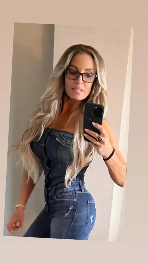 Trish is still so 🔥🔥🔥 by realone15