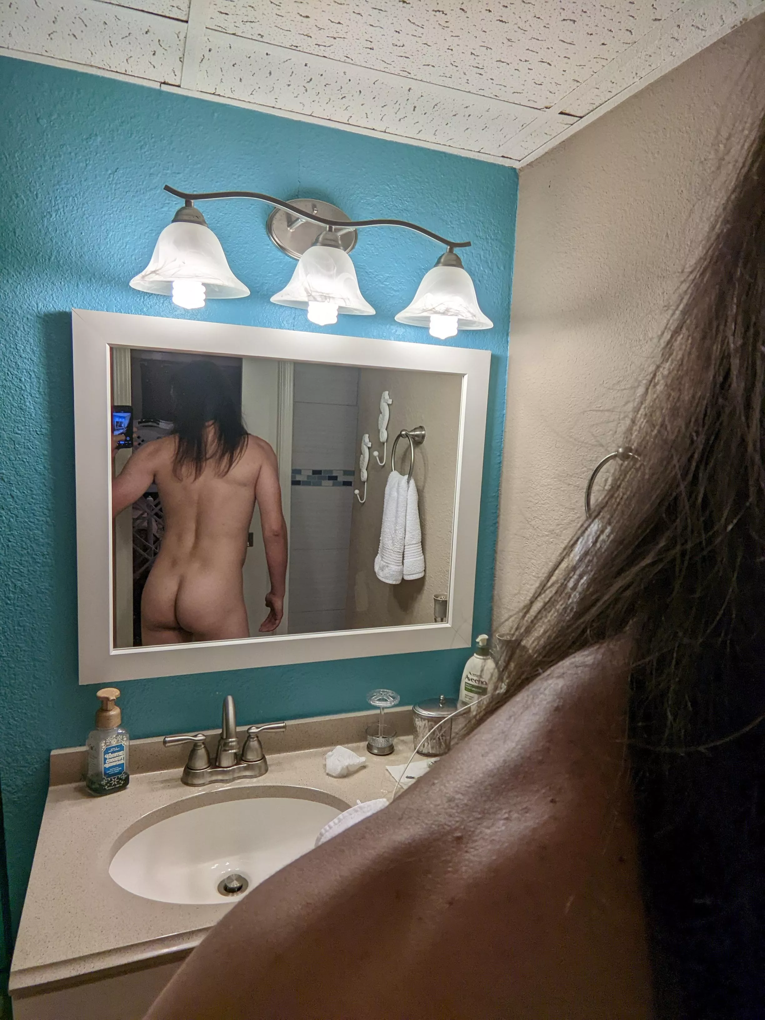 Trying out a mirror shot posted by humanperson990