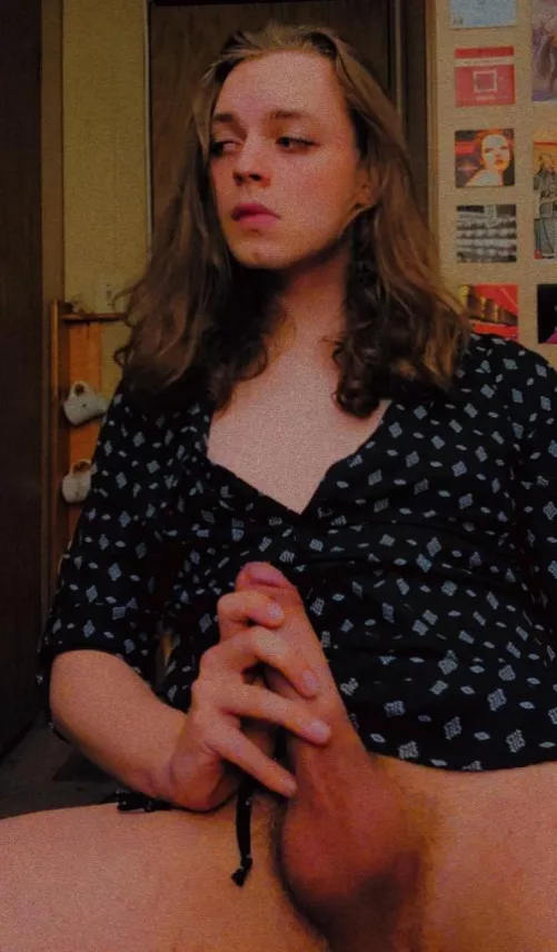 trying to finish before I get caught >~< by olliimon