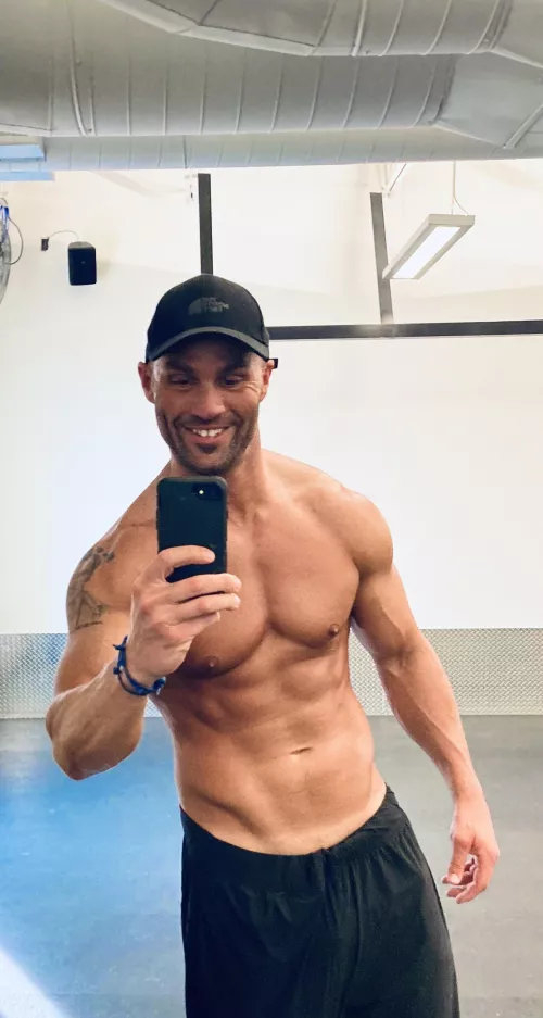 Trying to get summer ready… by Daddy_Cinz