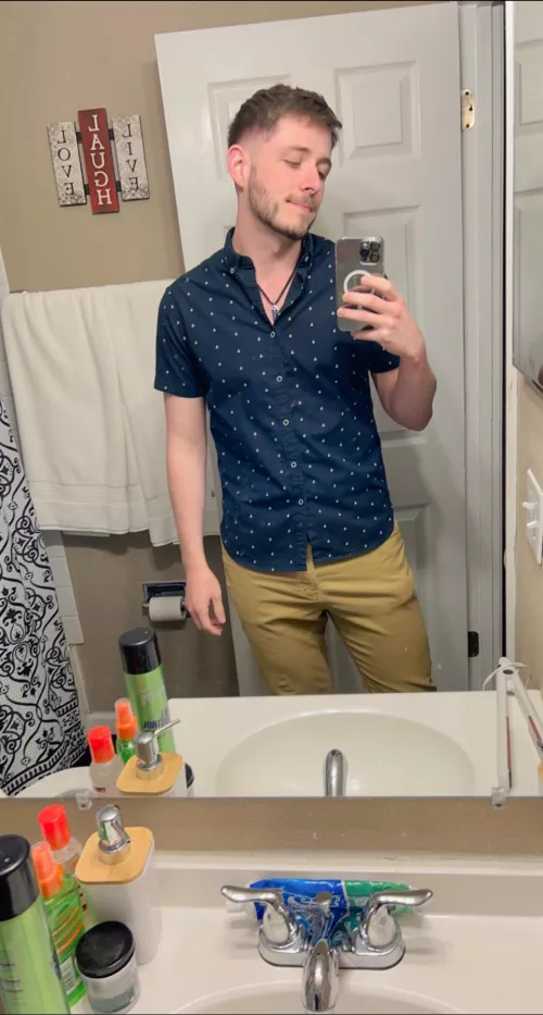 Trying to keep my spirits up after I’ve been ghosted again. Remembering I should be the one I rely on to make myself feel good. 🥹😫 by Yggdrasial92