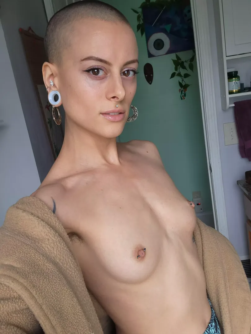 trying to look cute today posted by LayneeDivinee