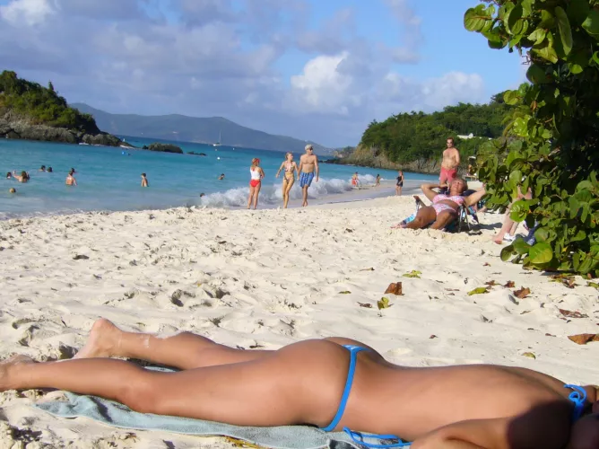 Trying to minimize my tan lines by OceanLoversCR