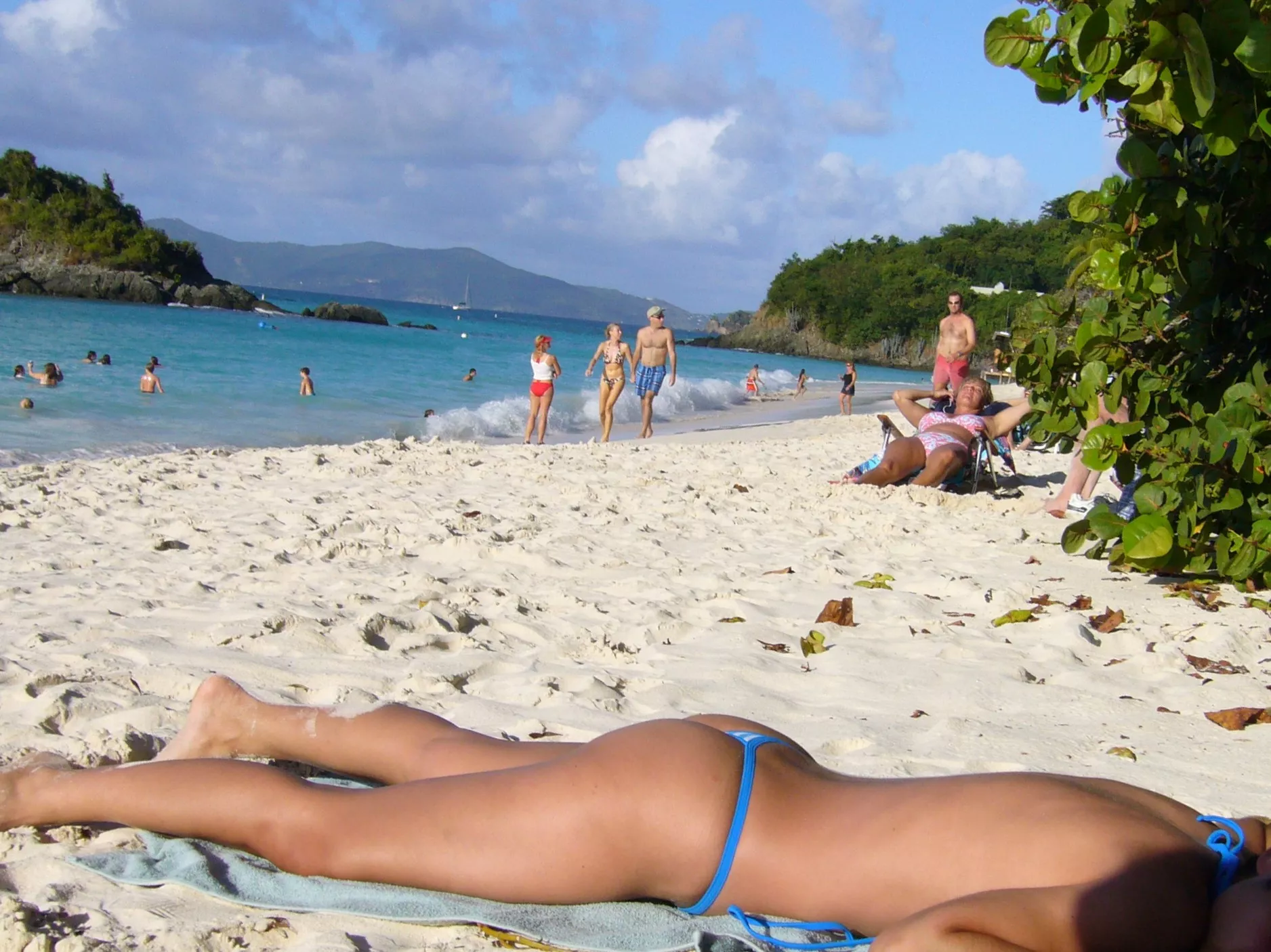 Trying to minimize my tan lines posted by OceanLoversCR