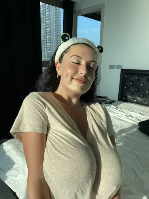 T-shirt doesn't stand a chance by Beginning-Internet91