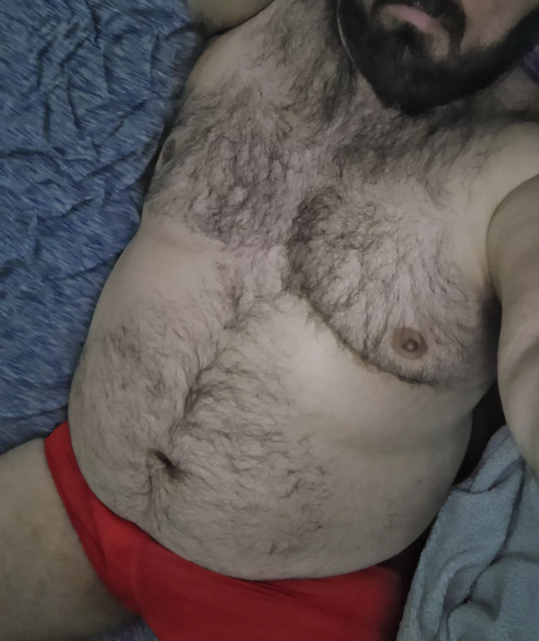 Tummy Tuesday? Okay! posted by GreenLunarWolf