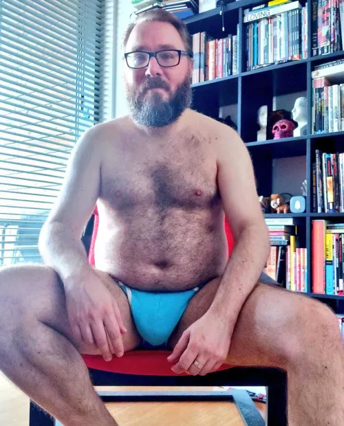 Tummy Tuesday 😋 by otter_know_better