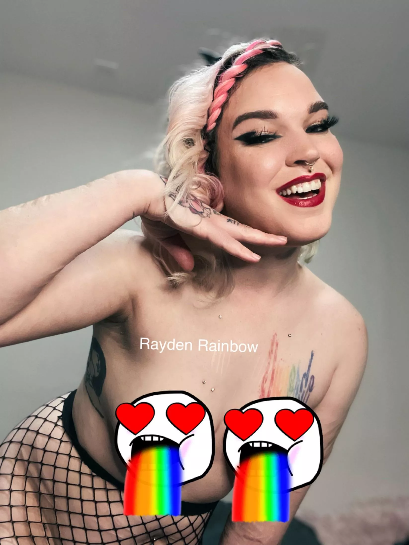 Turned 33 today! Hope you're having a great day cuties! posted by RaydenRainbow