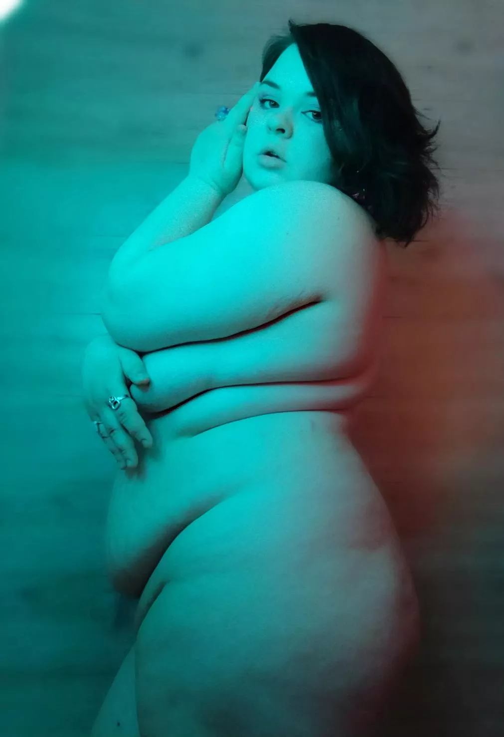 turning 21 today :) posted by noname_kakoyto