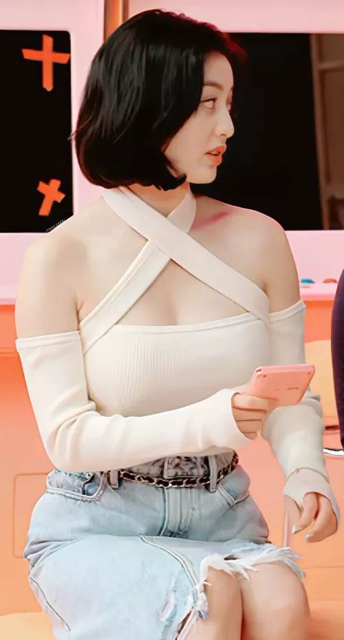 TWICE JIHYO by Daphne_Dare