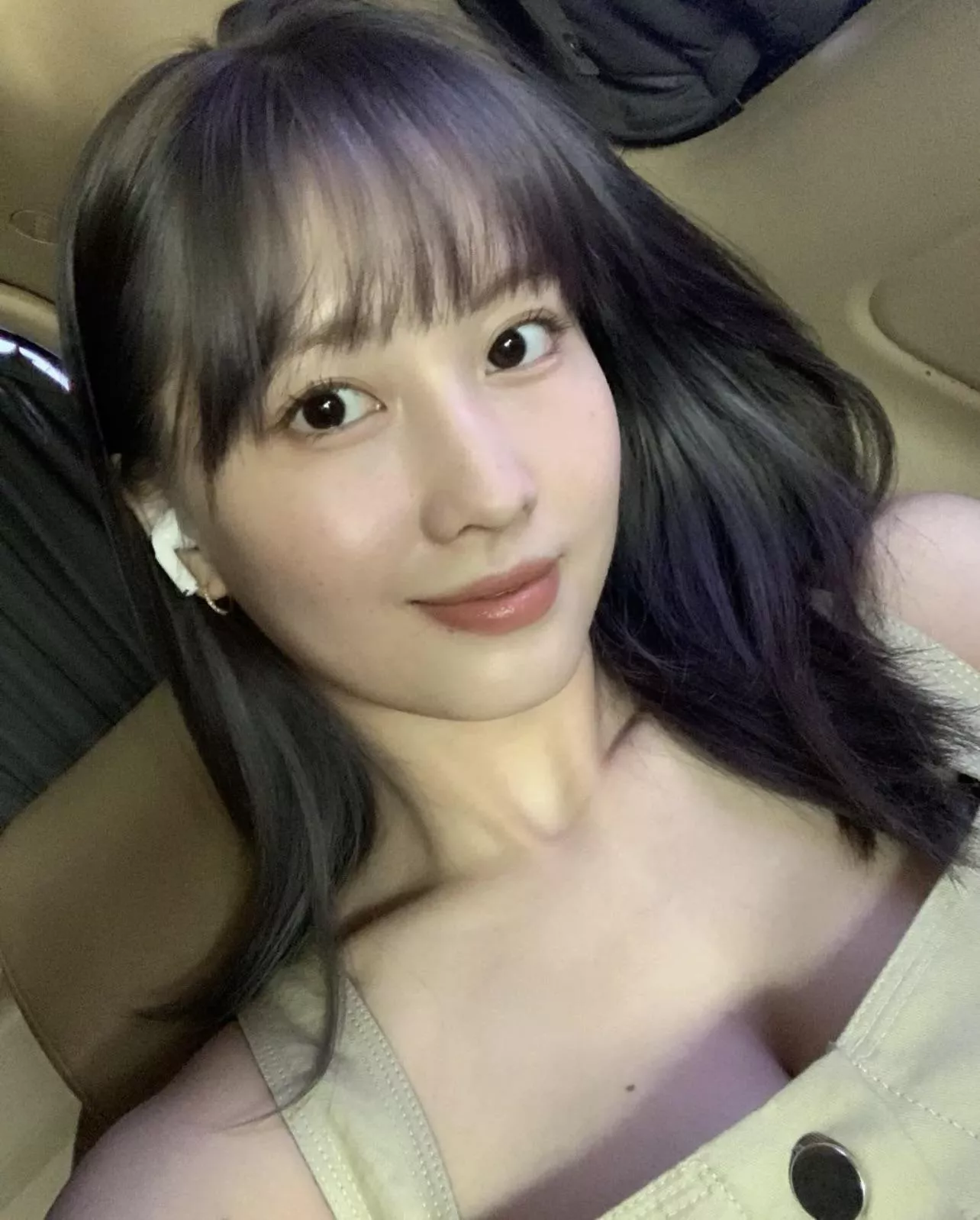 Twice - Momo posted by JLordJ