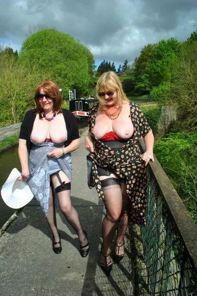 Two fun ladies posted by Kep1Hern