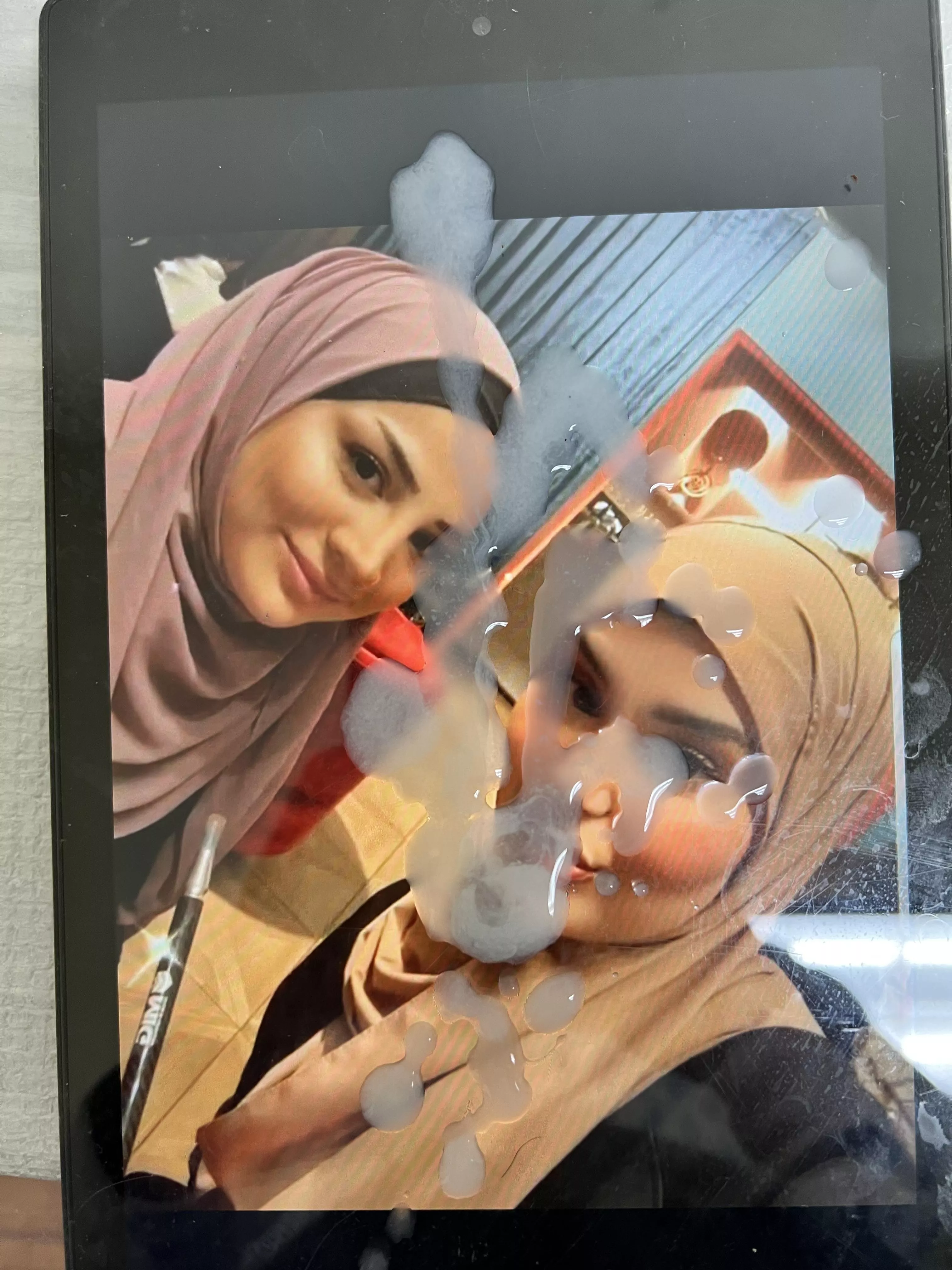 Two hijabis snowballing! posted by merbs88