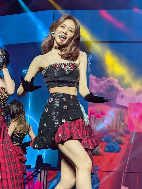 Tzuyu - TWICE by KingSettle