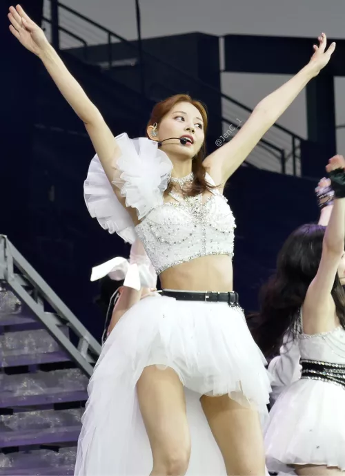 Tzuyu - TWICE by KingSettle