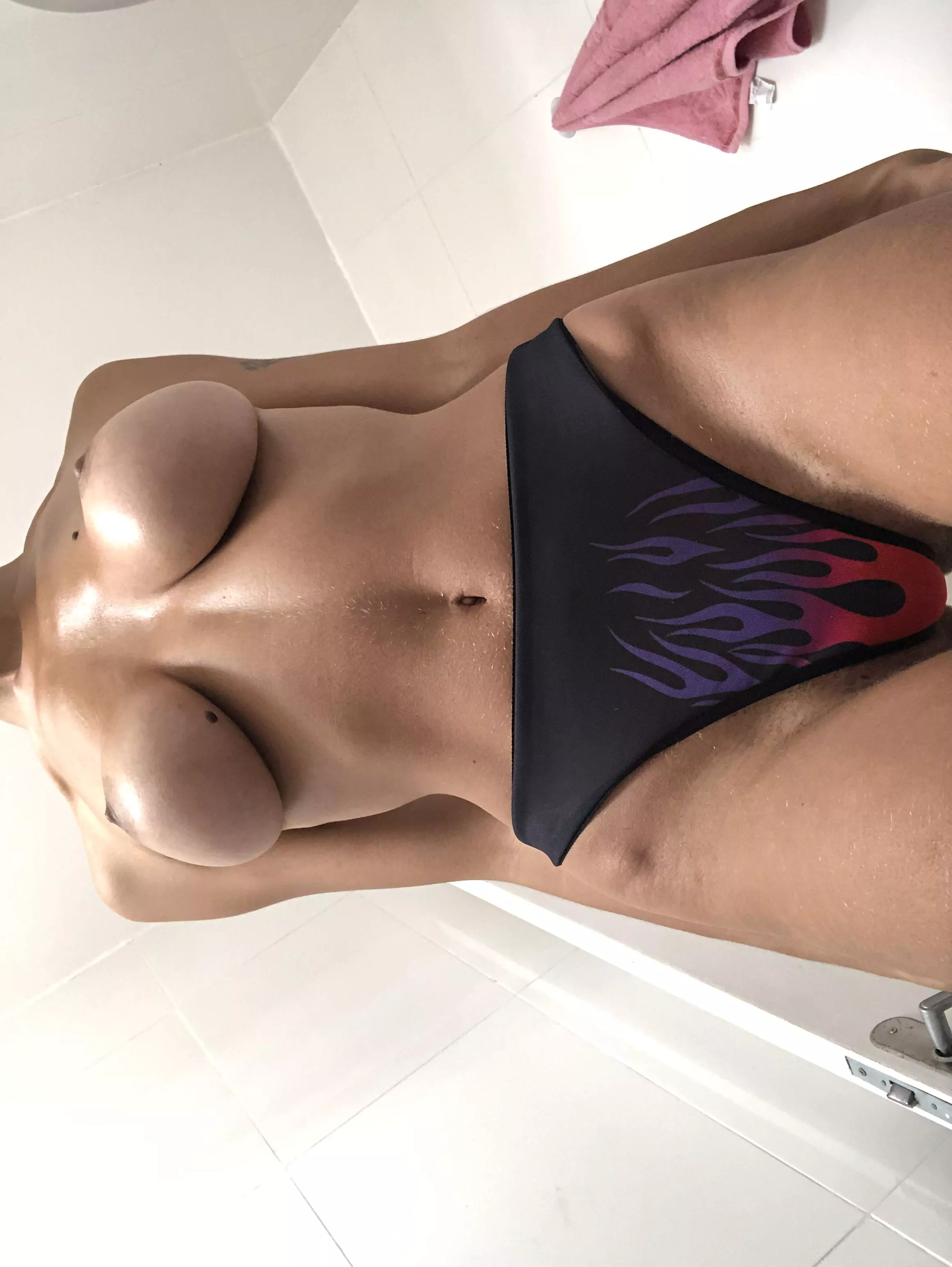 u like my thong? 💗 posted by lulipinha