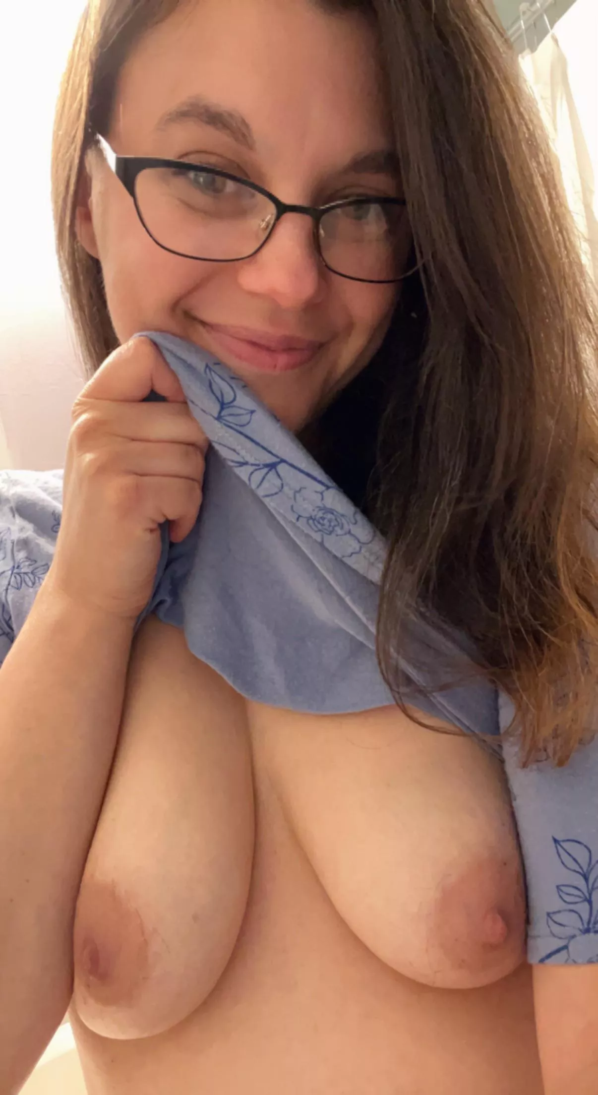 U up? Let’s chat 😉 posted by XRatedWife2